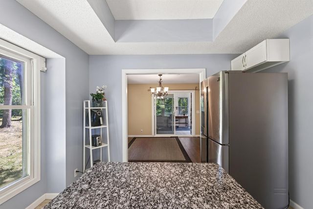 5795 Shannon Trail SE, Prior Lake, MN 55372