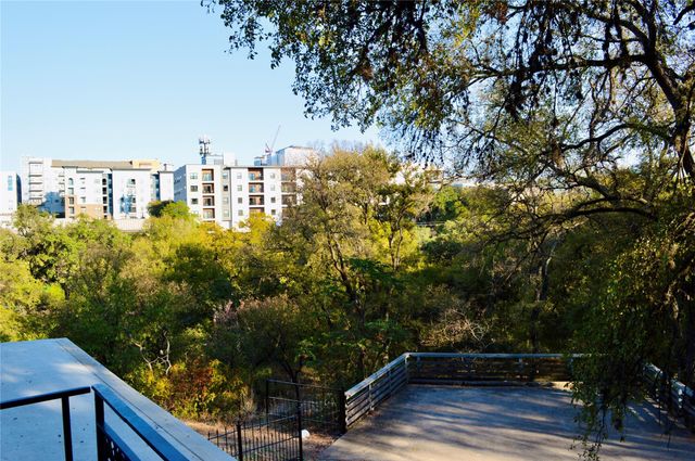 2410 Pemberton PKWY, Austin, TX 78703