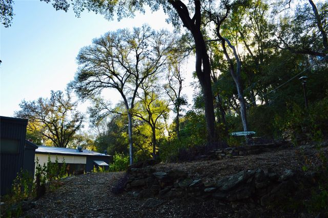 2410 Pemberton PKWY, Austin, TX 78703