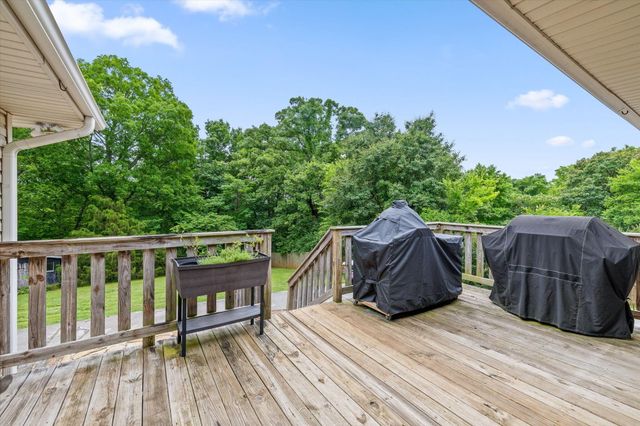 5646 Crestview Drive, Hixson, TN 37343
