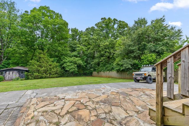 5646 Crestview Drive, Hixson, TN 37343