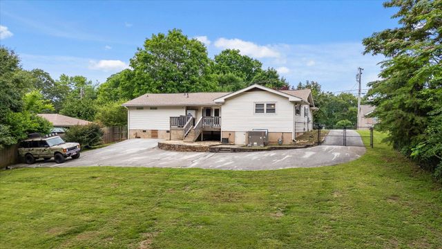 5646 Crestview Drive, Hixson, TN 37343