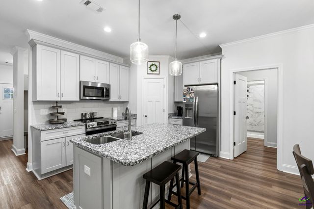 113 Sutter Butte Place, Bonaire, GA 31005