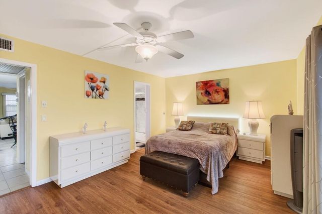 386 Grantham F, Deerfield Beach, FL 33442