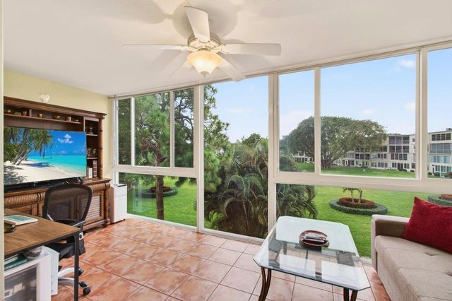 386 Grantham F, Deerfield Beach, FL 33442