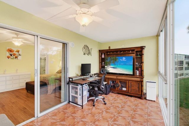 386 Grantham F, Deerfield Beach, FL 33442