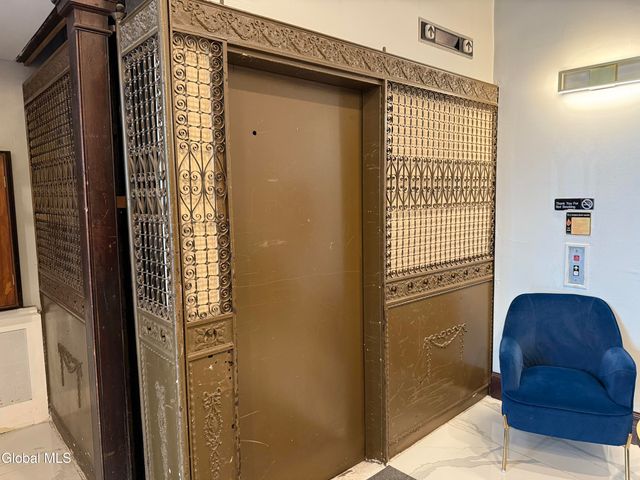 5 Broadway 410, Troy, NY 12180