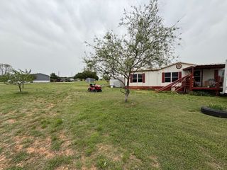 113 Kaker Court, Bridgeport, TX 76426
