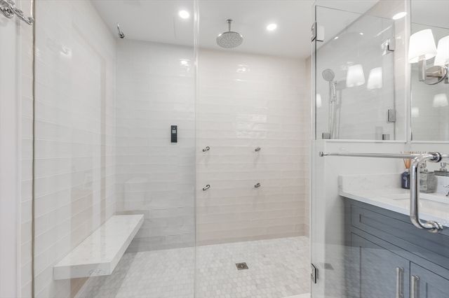 799 E 3rd St 2, Boston, MA 02127