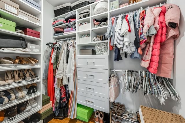 799 E 3rd St 2, Boston, MA 02127