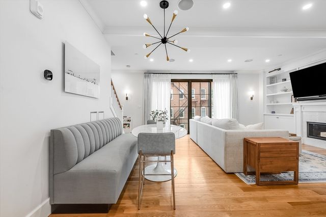 799 E 3rd St 2, Boston, MA 02127