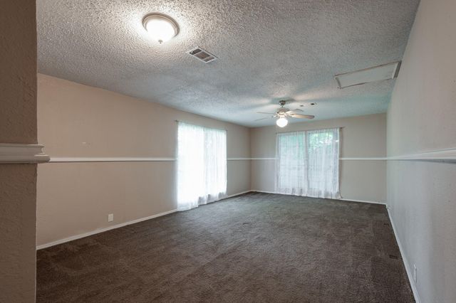 412 Kentucky Street, Liberty, TX 77575