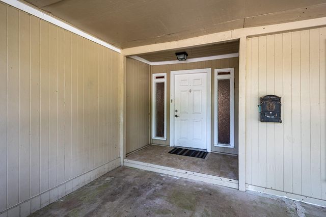 412 Kentucky Street, Liberty, TX 77575