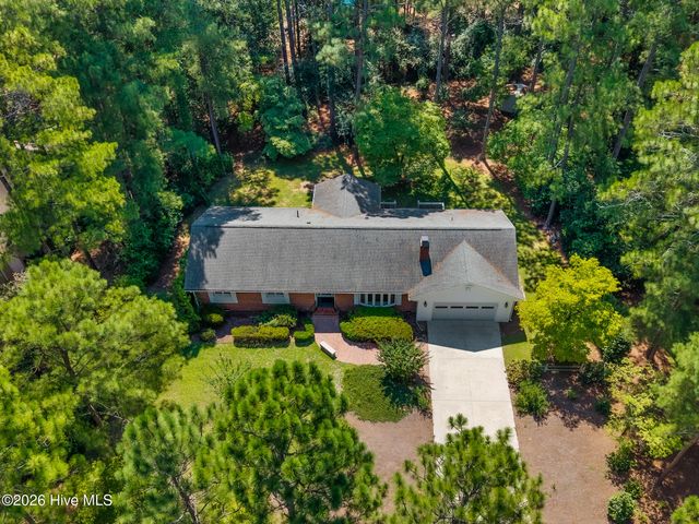 47 Birdie Drive, Whispering Pines, NC 28327
