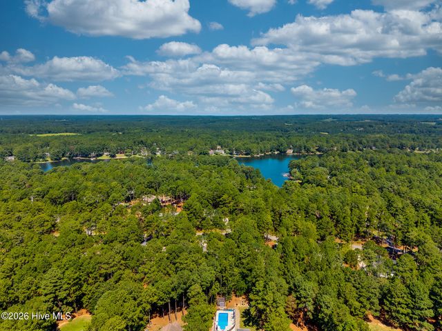 47 Birdie Drive, Whispering Pines, NC 28327