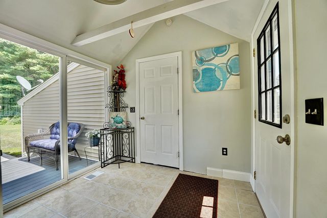 29 Mary Batchelder Road, Hampton, NH 03842