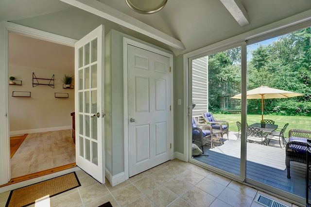 29 Mary Batchelder Road, Hampton, NH 03842