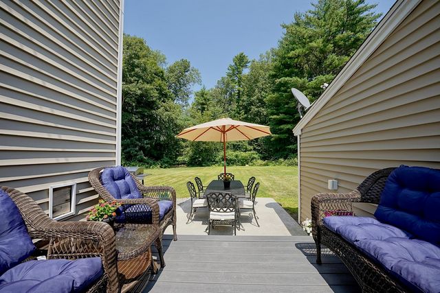 29 Mary Batchelder Road, Hampton, NH 03842