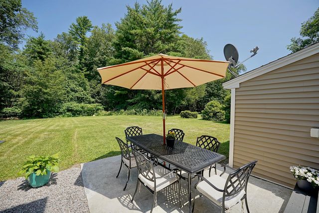 29 Mary Batchelder Road, Hampton, NH 03842
