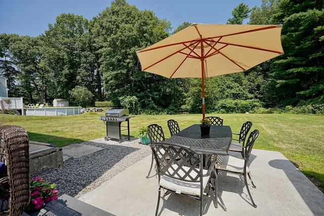 29 Mary Batchelder Road, Hampton, NH 03842