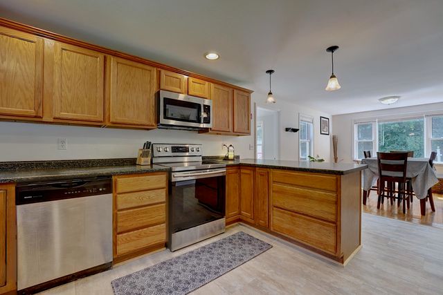 29 Mary Batchelder Road, Hampton, NH 03842