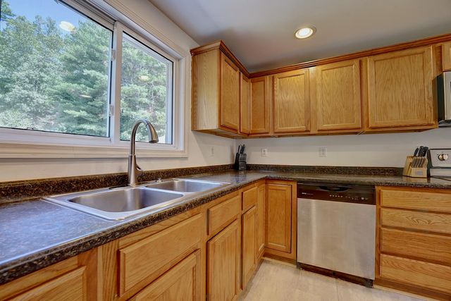 29 Mary Batchelder Road, Hampton, NH 03842