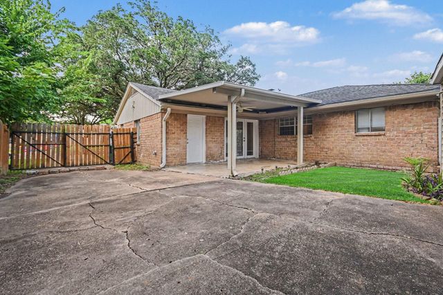 11226 Sagemeadow Lane, Houston, TX 77089