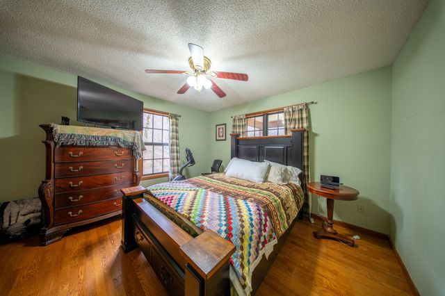 323 Spring Creek Rd, Westpoint, TN 38486