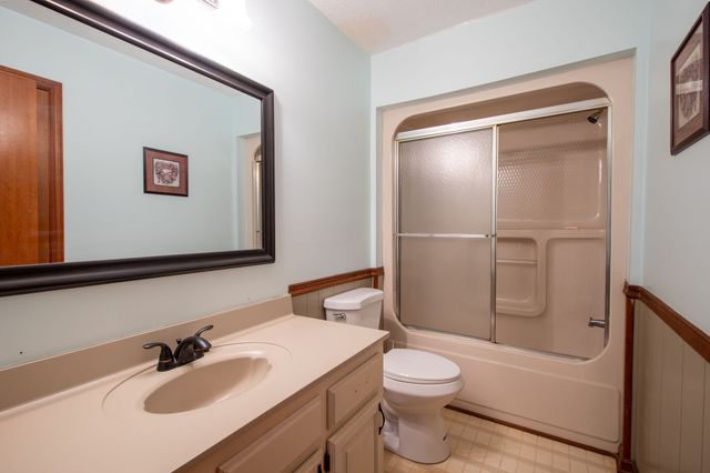 323 Spring Creek Rd, Westpoint, TN 38486