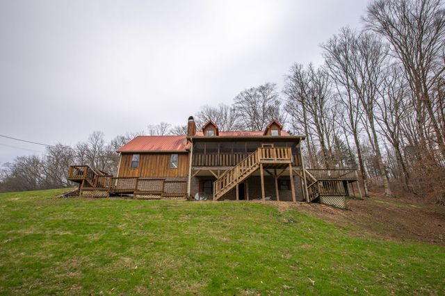 323 Spring Creek Rd, Westpoint, TN 38486