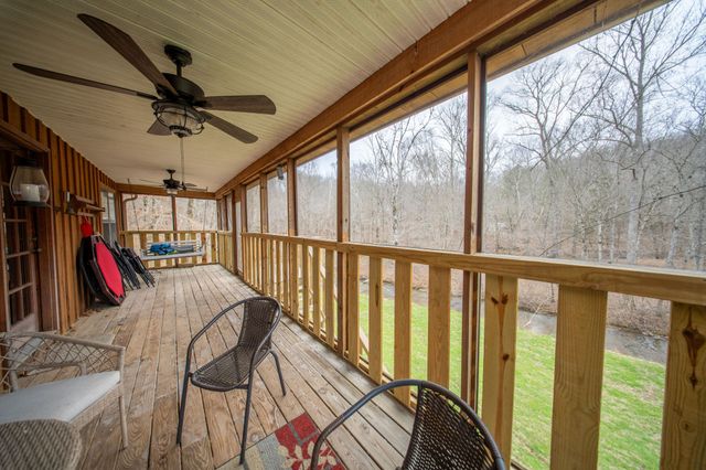 323 Spring Creek Rd, Westpoint, TN 38486