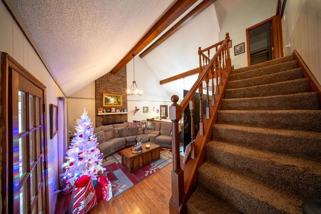 323 Spring Creek Rd, Westpoint, TN 38486