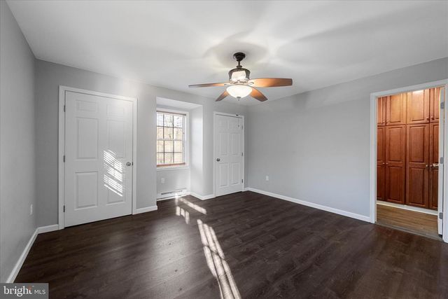 162 TWIN FOX LN, Berkeley Springs, WV 25411