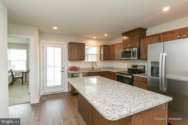 124 GOUDHURST ST, Martinsburg, WV 25405