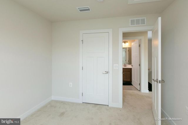 124 GOUDHURST ST, Martinsburg, WV 25405
