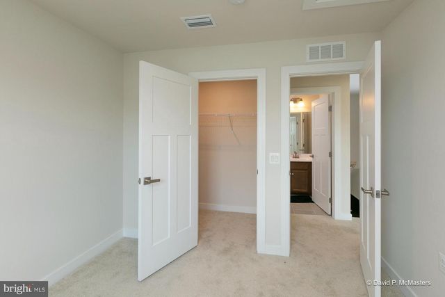 124 GOUDHURST ST, Martinsburg, WV 25405