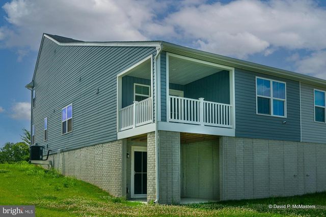 124 GOUDHURST ST, Martinsburg, WV 25405
