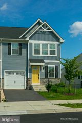 124 GOUDHURST ST, Martinsburg, WV 25405