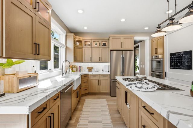 515 S SILVER LN, Alpine, UT 84004
