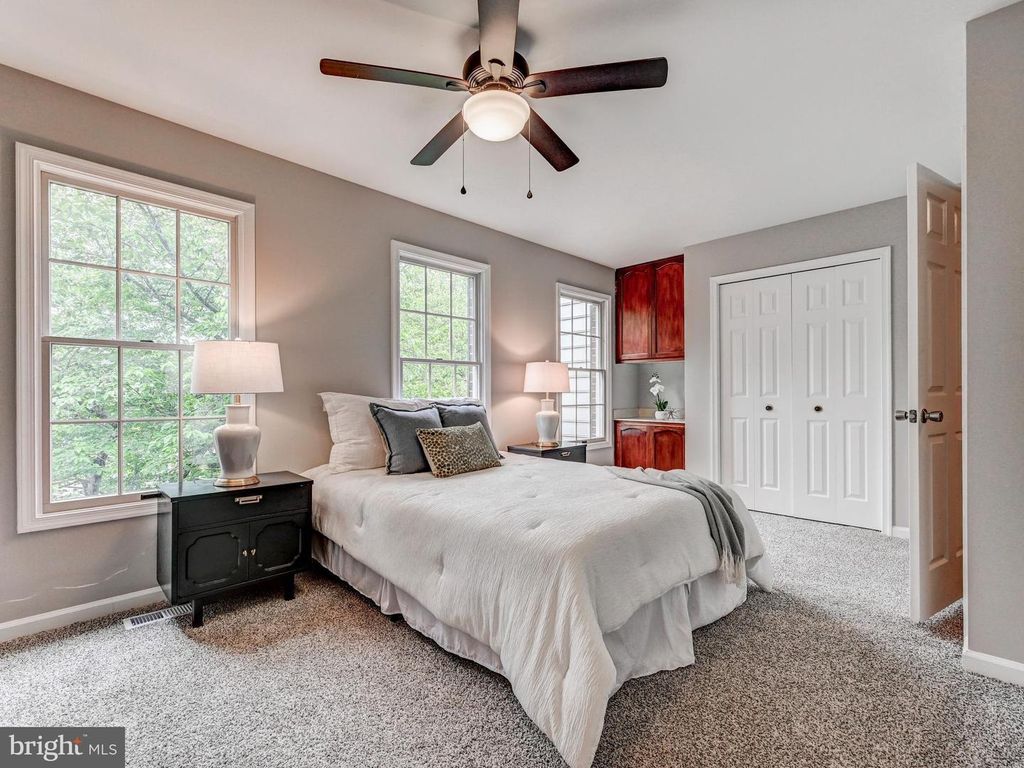 Image 17 of property listing at 9345 BREAMORE CT, Laurel, MD 20723