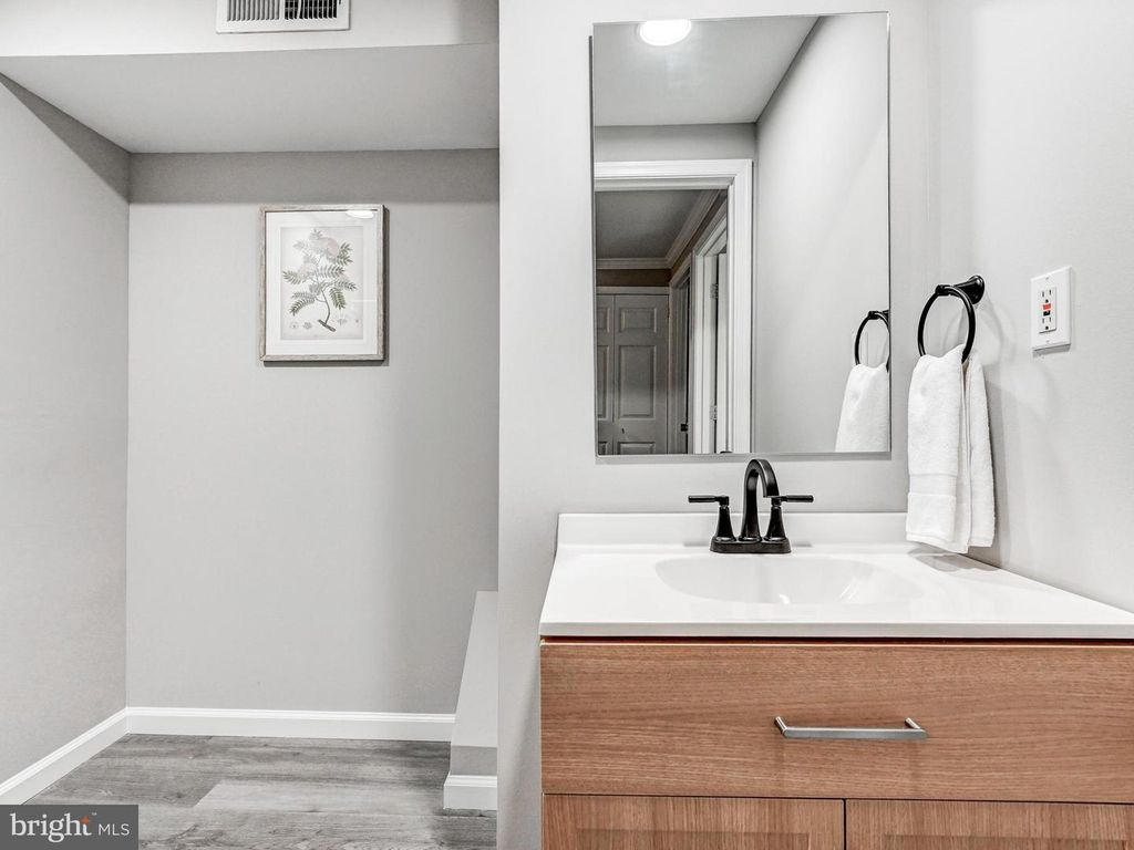 Image 26 of property listing at 9345 BREAMORE CT, Laurel, MD 20723