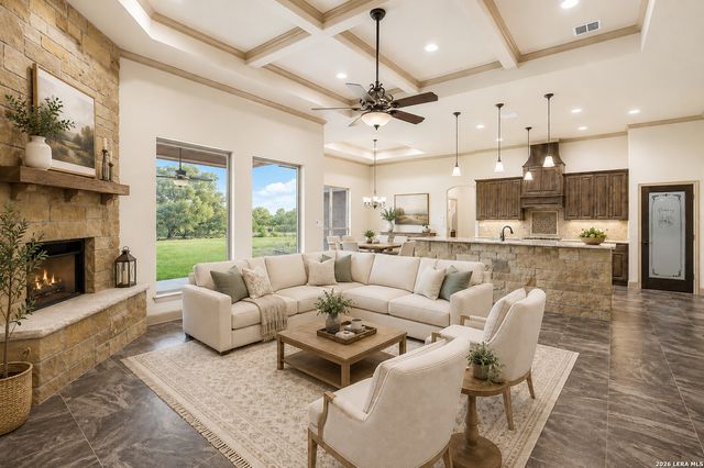 8918 NEW SULPHUR SPRINGS RD, San Antonio, TX 78263