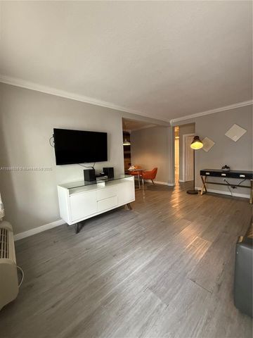 7710 Harding Ave 1, Miami Beach, FL 33141