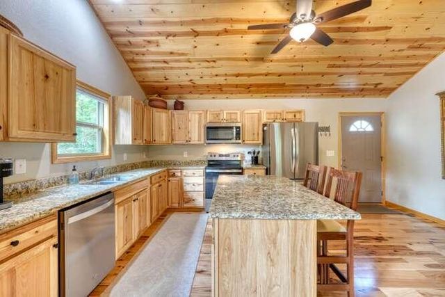 40 Cottontail Trail, Murphy, NC 28906