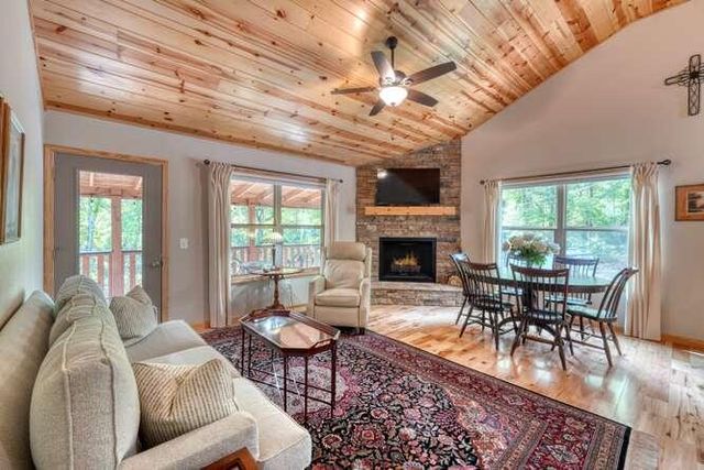 40 Cottontail Trail, Murphy, NC 28906