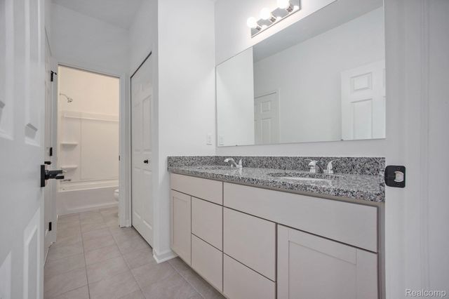 68788 Place Road, Lenox Township, MI 49050