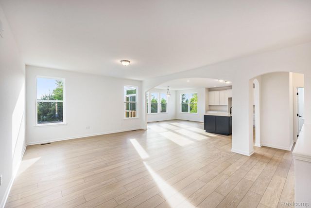 68788 Place Road, Lenox Township, MI 49050