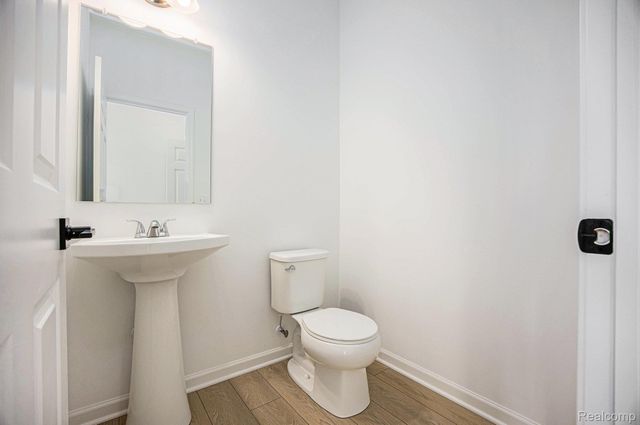 68788 Place Road, Lenox Township, MI 49050