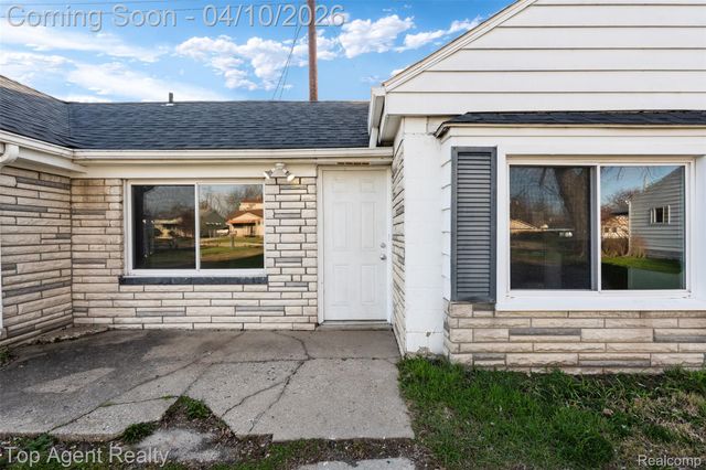 23615 Columbus Avenue, Warren, MI 48089