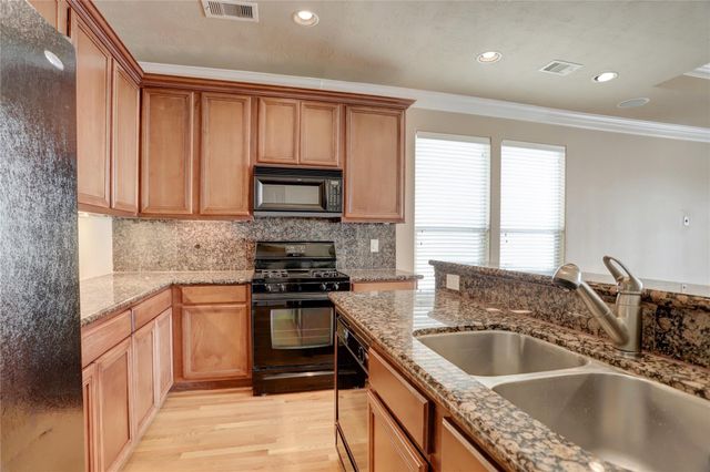 1737 Aden Mist Drive, Houston, TX 77003